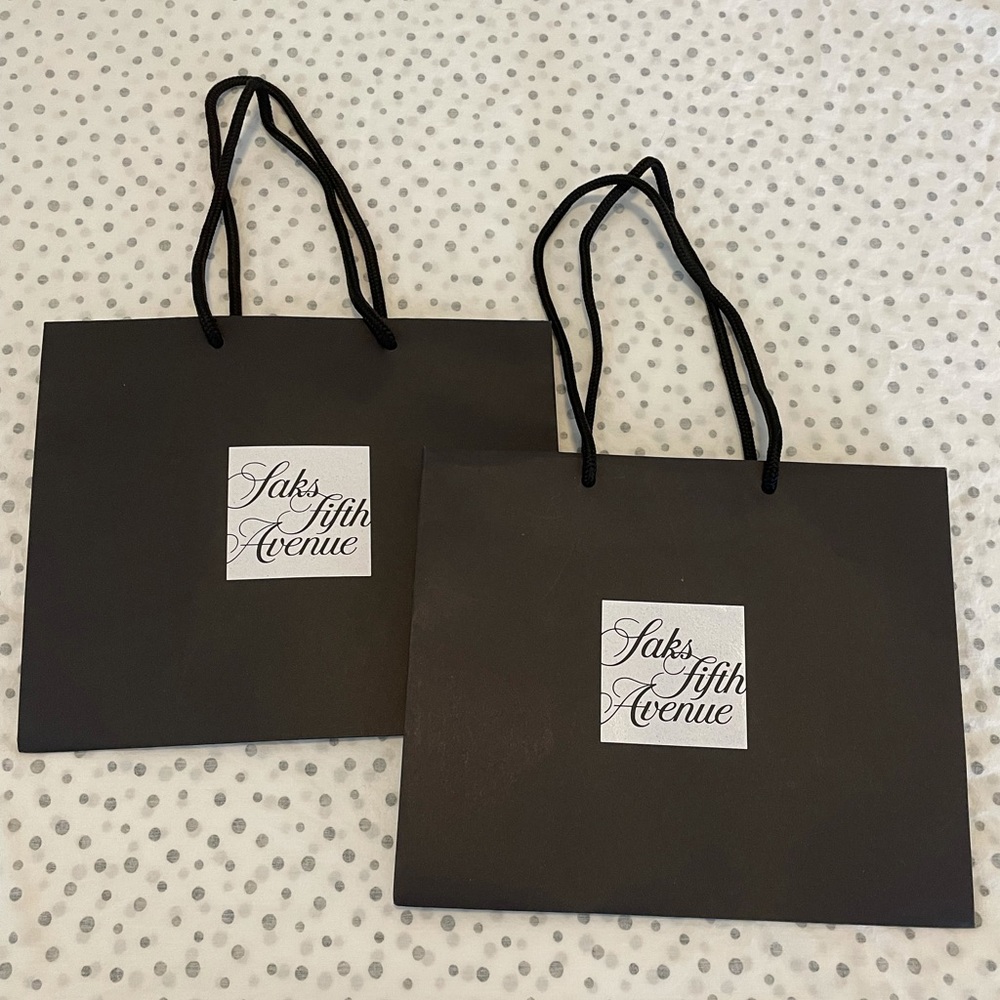 Saks Fifth Avenue gift bag bundle